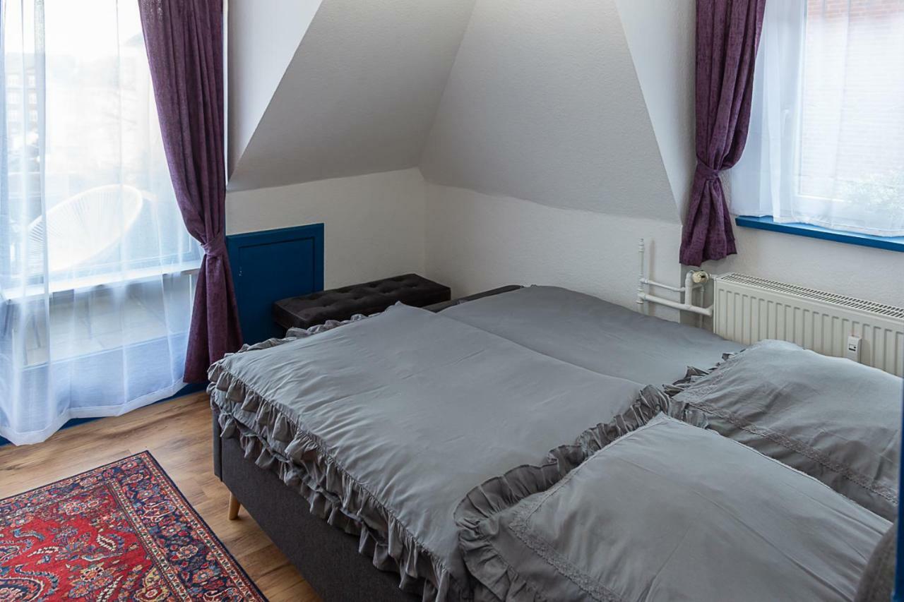 Altes Pastorat Am Husumer Hafen Apartment Husum  Bagian luar foto